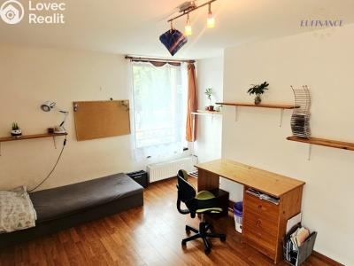 Prodej obchodního prostoru Kralupy nad Vltavou, V Uličce 661 č. 32
