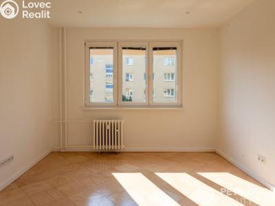 Pronájem bytu 2+1 Praha, Přistoupimská č. 1