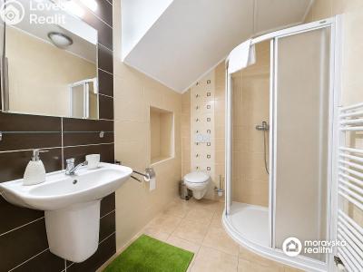 Sale hotel Jevišovka č. 25