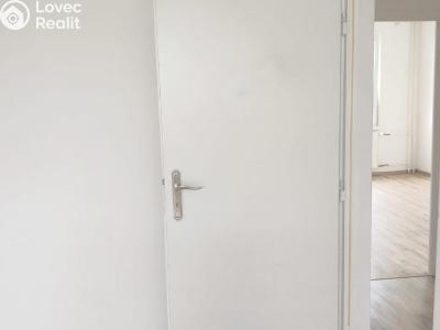 Pronájem bytu 2+1 Chomutov, Bezručova 4241 č. 3