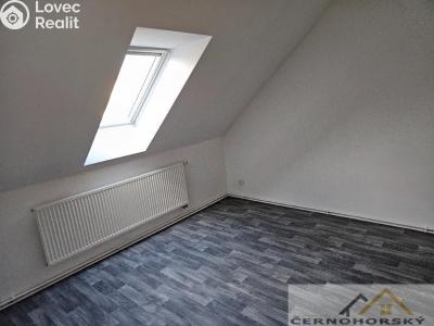Pronájem bytu 2+KK Lubenec, Zahradní č. 3