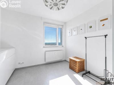 Sale apartment 3+KK Praha, Nad přehradou č. 14