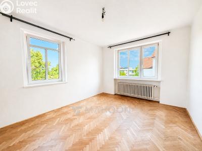 Аренда квартиры 3+1 Praha, U Dívčích hradů č. 4