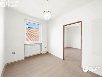 Sale family house Praha, Pod viaduktem č. 14