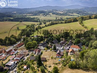 Prodej stavebního pozemku Chroboly č. 12