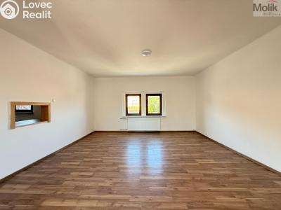 Rent apartment 4+1 Osek, Obránců míru 39 č. 6