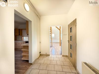 Rent apartment 4+1 Osek, Obránců míru 39 č. 12