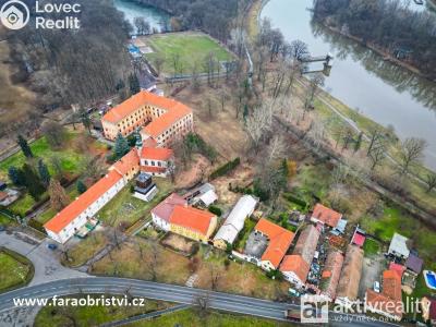 Prodej rodinného domu Obříství, Svatopluka Čecha 4 č. 25