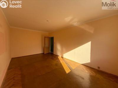 Rent apartment 2+1 Bílina, Sídliště Za Chlumem 794 č. 7