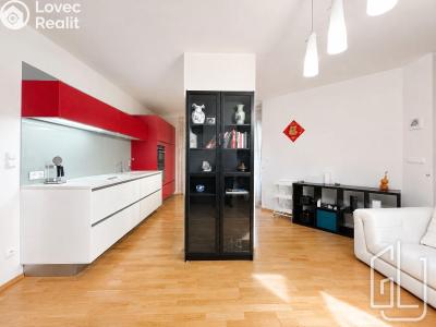 Продажа квартиры 3+KK Praha, Pitterova č. 8