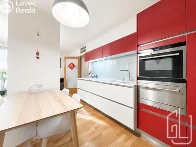 Продажа квартиры 3+KK Praha, Pitterova č. 9