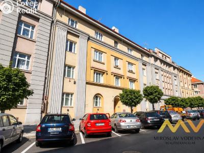 Prodej bytu 2+KK Hradec Králové, Mánesova č. 13