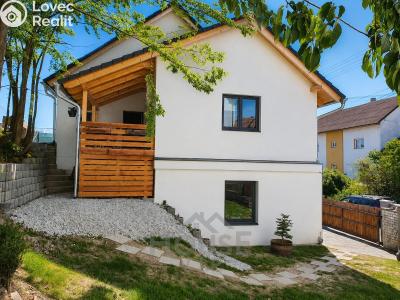 Sale family house Všestary, Říčanská č. 10