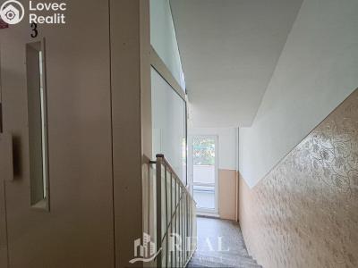 Prodej bytu 3+1 Chomutov, Zahradní č. 10