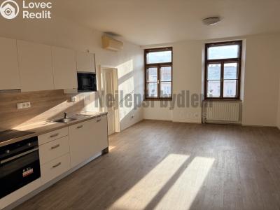 Prodej bytu 2+KK Jemnice, Husova 44 č. 1