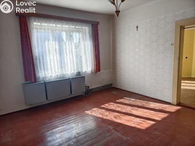 Prodej rodinného domu Komořany č. 6