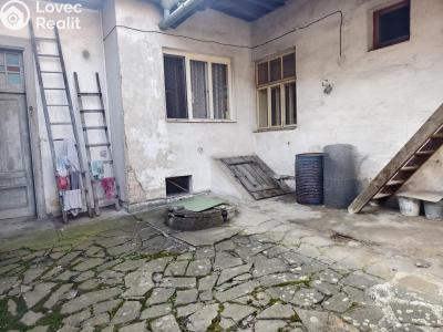 Prodej rodinného domu Komořany č. 26