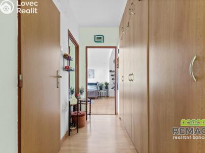 Продаж квартири 2+1 Otrokovice, Olbrachtova 1196 č. 9