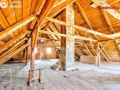 Sale farm Šlapanov č. 28