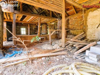 Sale farm Šlapanov č. 31