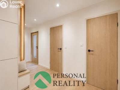 Sale apartment 3+1 Mělník, Pod Vrchem č. 15