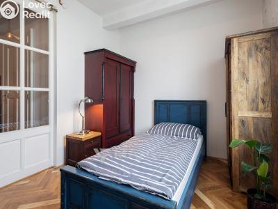 Sale apartment 3+KK Praha č. 9