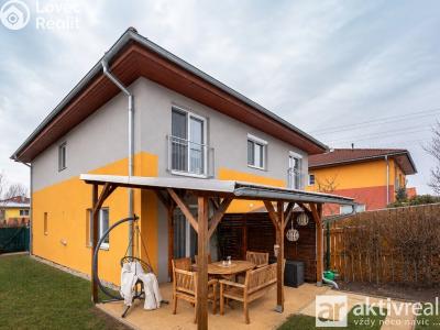 Sale apartment 3+KK Kostelec nad Labem, Myslivečkova 1023 č. 1