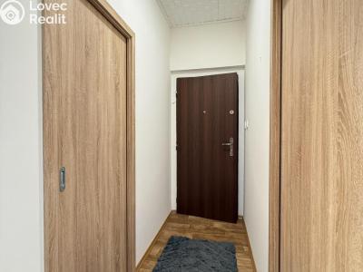 Rent apartment 2+1 Háj u Duchcova, Kubátova 115 č. 15