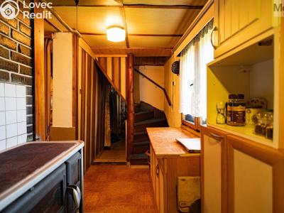 Sale hut Český Jiřetín č. 30