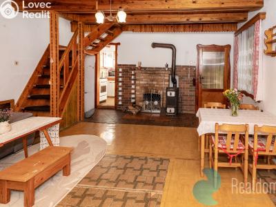 Sale hut Bečice č. 6