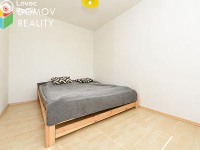 Rent apartment 2+KK Králův Dvůr, Nad Stadionem č. 5