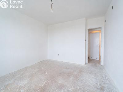 Prodej bytu 2+1 Týnec nad Labem, Marie Majerové 107 č. 9