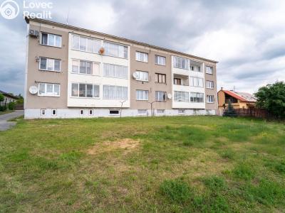 Prodej bytu 2+1 Týnec nad Labem, Marie Majerové 107 č. 15