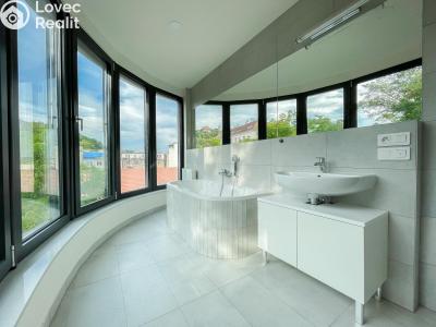 Rent apartment 2+KK Praha, Křížová č. 14