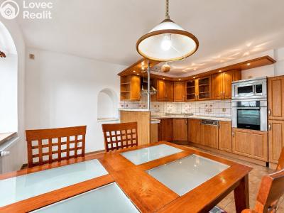 Sale family house Hora Svatého Šebestiána č. 4