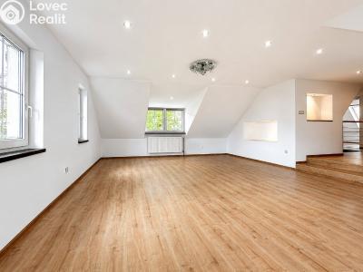 Sale family house Hora Svatého Šebestiána č. 7