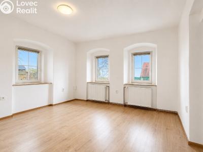 Sale family house Hora Svatého Šebestiána č. 10