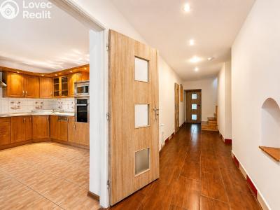 Sale family house Hora Svatého Šebestiána č. 13