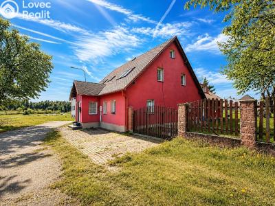 Sale family house Hora Svatého Šebestiána č. 15