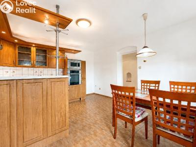 Sale family house Hora Svatého Šebestiána č. 25