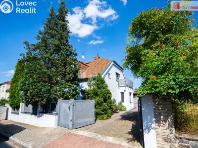Продажа семейного дома Praha-Dolní Chabry, Ledčická č. 3