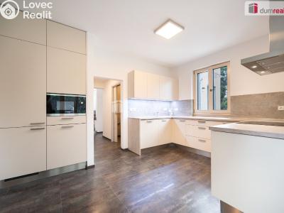 Продажа семейного дома Praha-Dolní Chabry, Ledčická č. 12