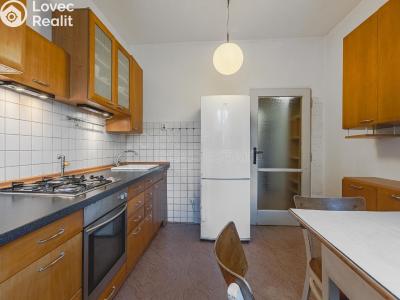 Продаж квартири 2+1 Praha, Sečská č. 4