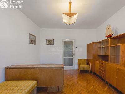 Продаж квартири 2+1 Praha, Sečská č. 15