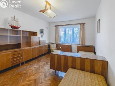 Продаж квартири 2+1 Praha, Sečská č. 17