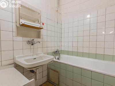 Продаж квартири 2+1 Praha, Sečská č. 25