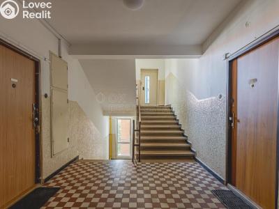 Продаж квартири 2+1 Praha, Sečská č. 27