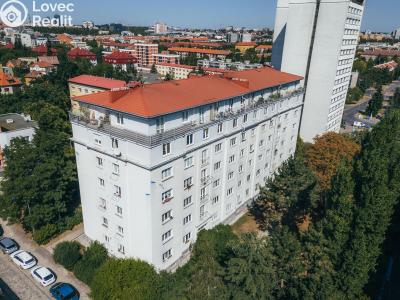 Продаж квартири 2+1 Praha, Sečská č. 31