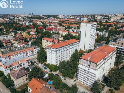 Продаж квартири 2+1 Praha, Sečská č. 33