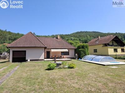 Sale family house Pnětluky č. 4